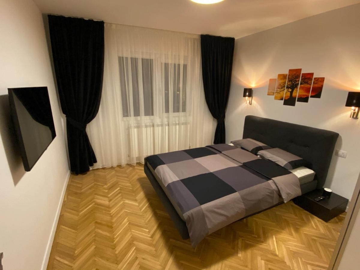 Center Loft Apartment Buzau Luaran gambar
